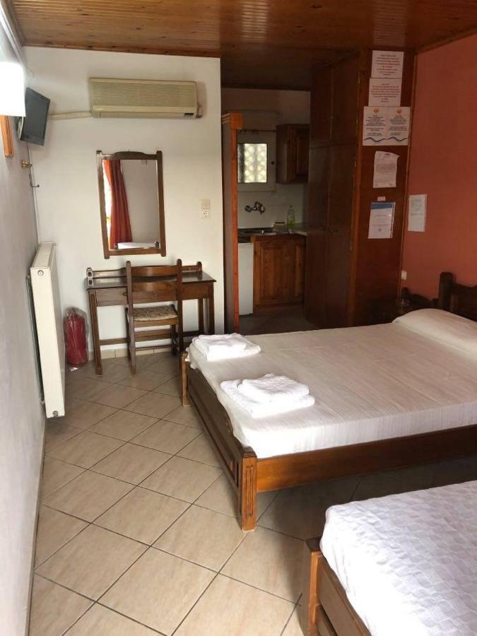 Villa Koula Батси Экстерьер фото